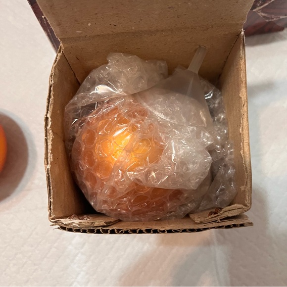 Chrismas Oil Lamp Glass Ornaments Bronze Set Of 2 W/wicks,Lamp Oil, Funnel,bulbs - Picture 9 of 11